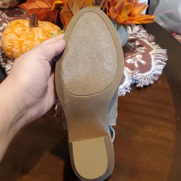 🌻Francesca's Open-heel Booties 🌻 - Picture 5 of 6